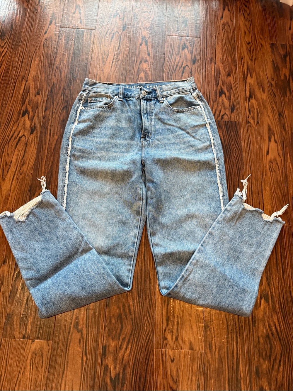 American Eagle Outfitters Light Blue High-Waist Cropped Jeans